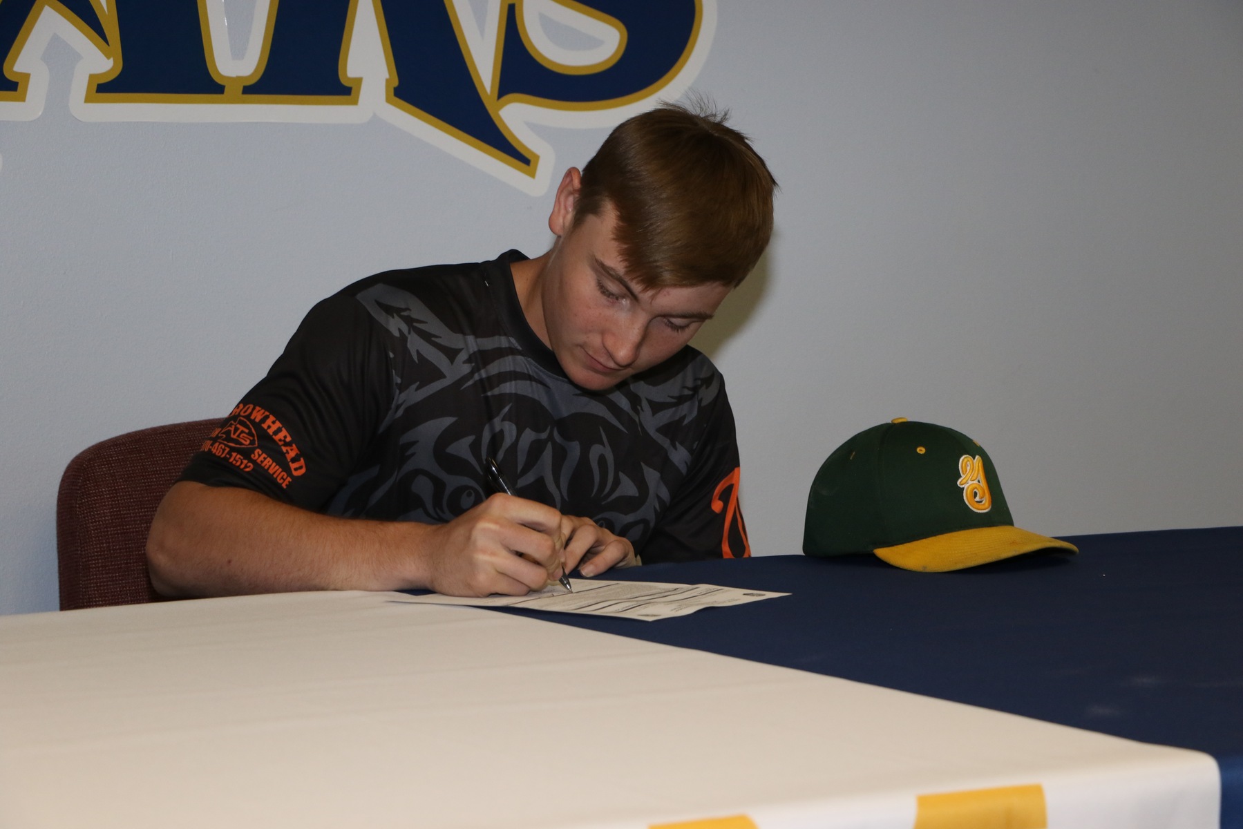 WNCC baseball signs pitcher from Colorado