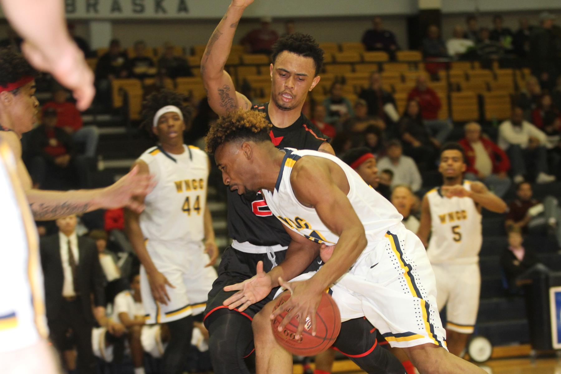 Strong second half powers WNCC over Casper
