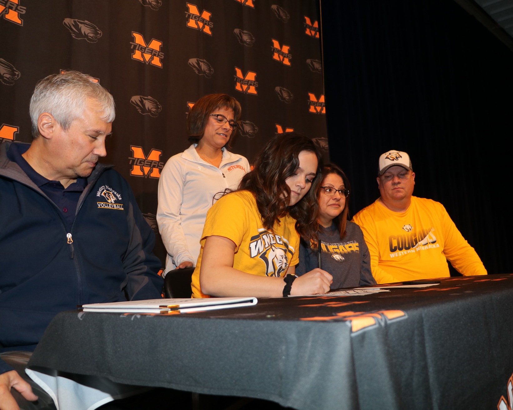 Mitchell’s Gillen inks with WNCC volleyball