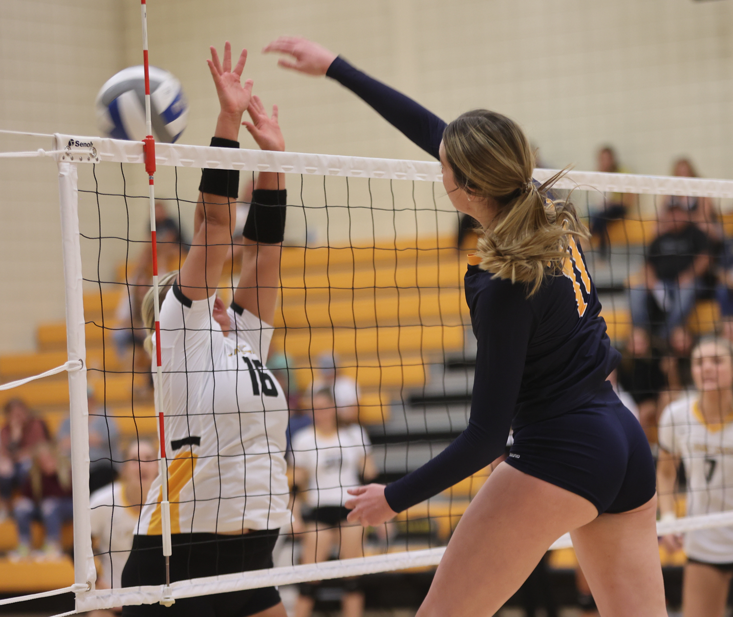 No. 4 WNCC splits with two ranked teams at NJC tourney on Friday